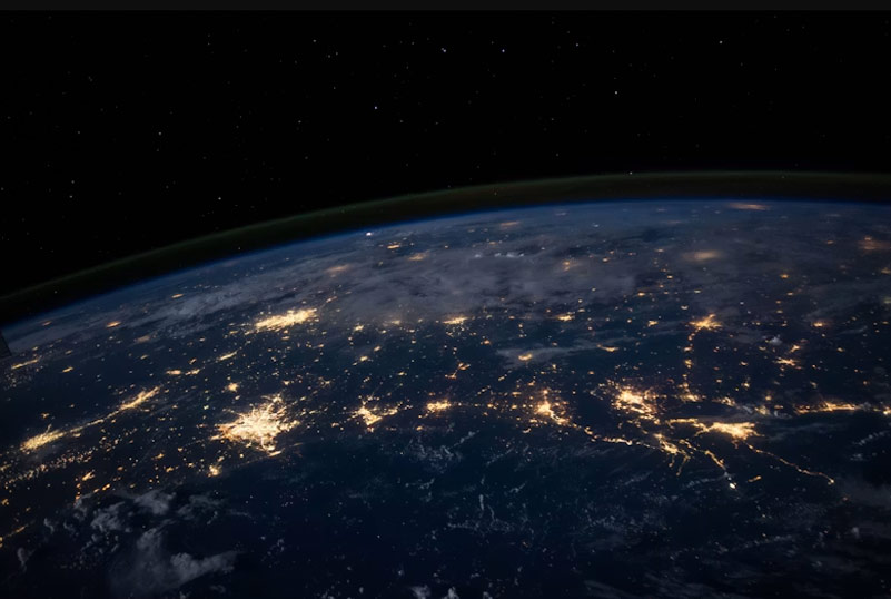 卫星承力结构与太空机构钛合金部件示意图